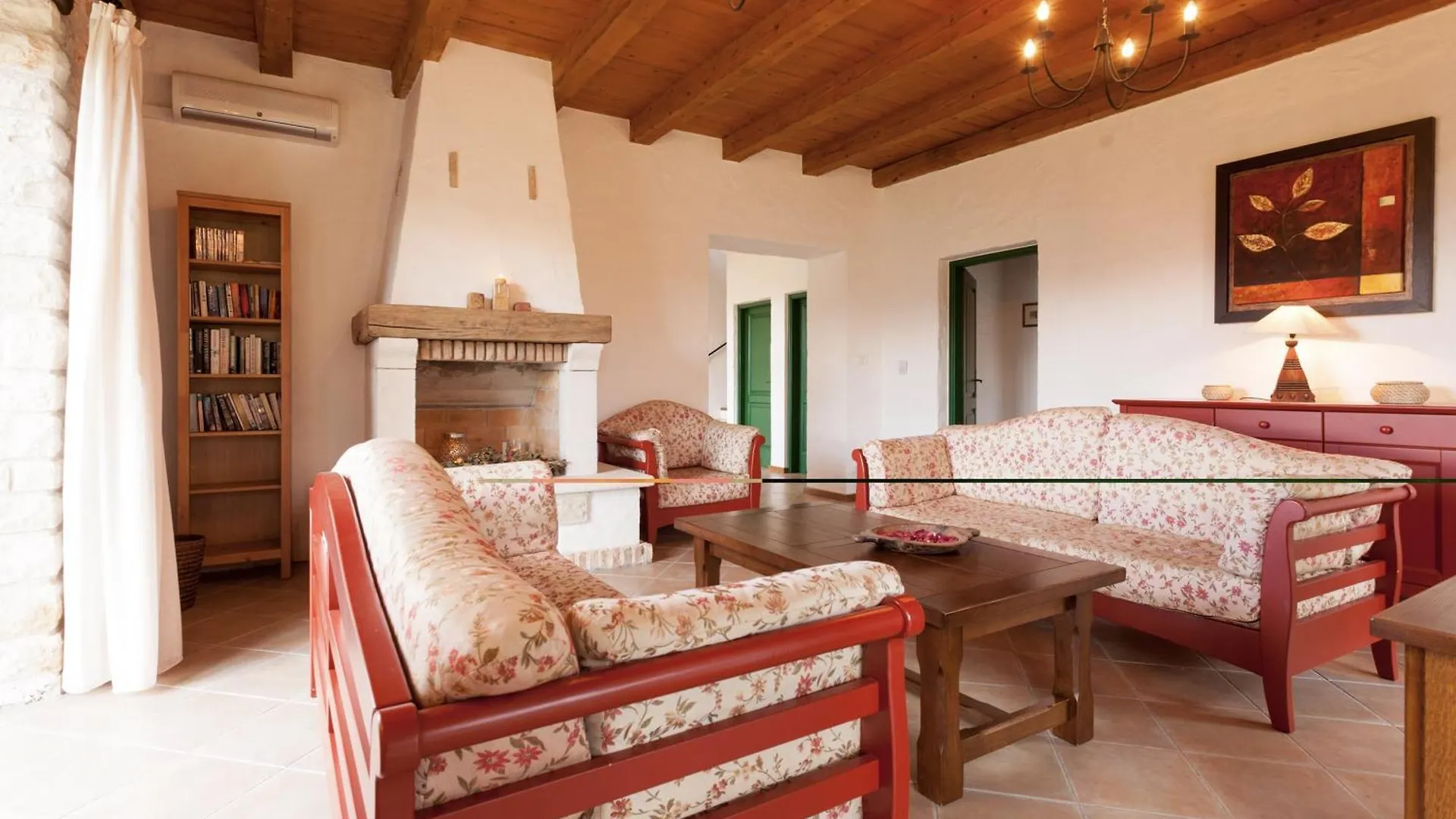 Spacious Villa With 10X5M Pool, Aircon. Rural Retreat, Stunning Views. Motovun
