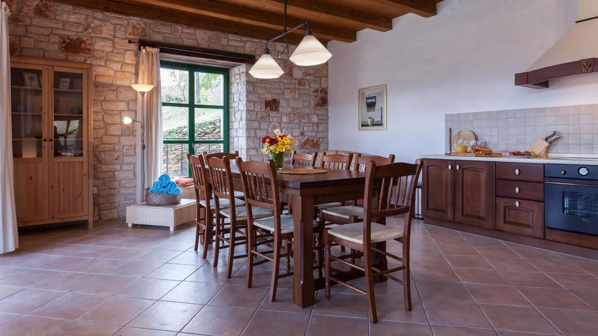 Spacious Villa With 10X5M Pool, Aircon. Rural Retreat, Stunning Views. Motovun Croatia