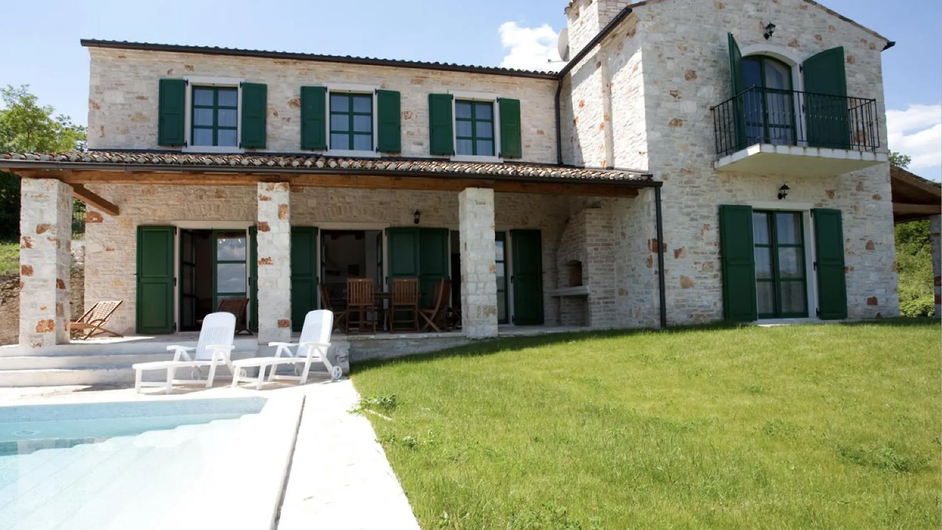 Spacious Villa With 10X5M Pool, Aircon. Rural Retreat, Stunning Views. Motovun