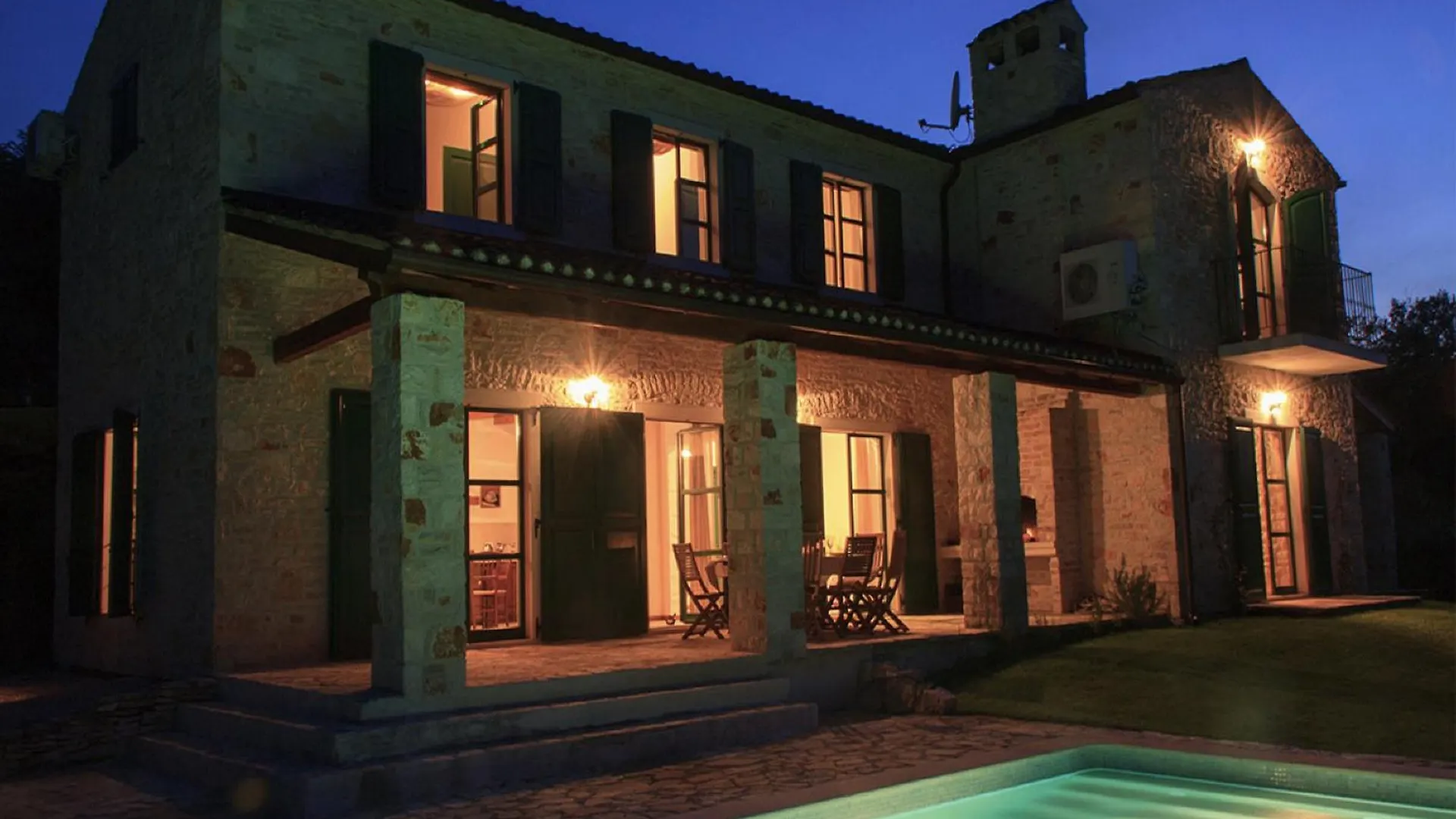 Spacious Villa With 10X5M Pool, Aircon. Rural Retreat, Stunning Views. Motovun
