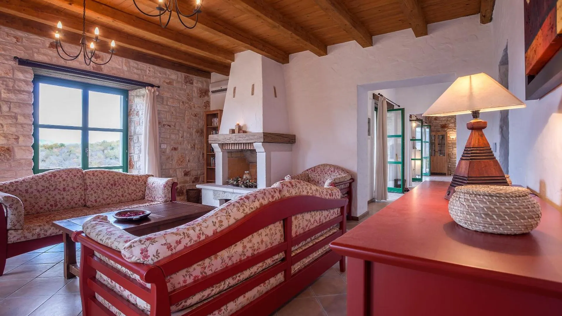 Spacious Villa With 10X5M Pool, Aircon. Rural Retreat, Stunning Views. Motovun Croatia